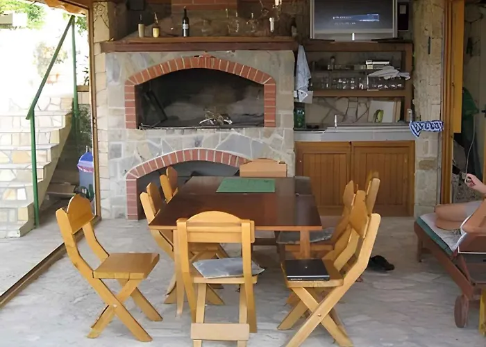 26 * Supetarska Draga